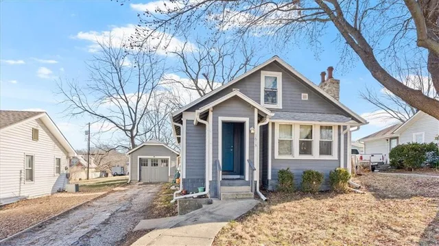 $160,000 | 1613 South Norwood Avenue, Independence, MO 64052