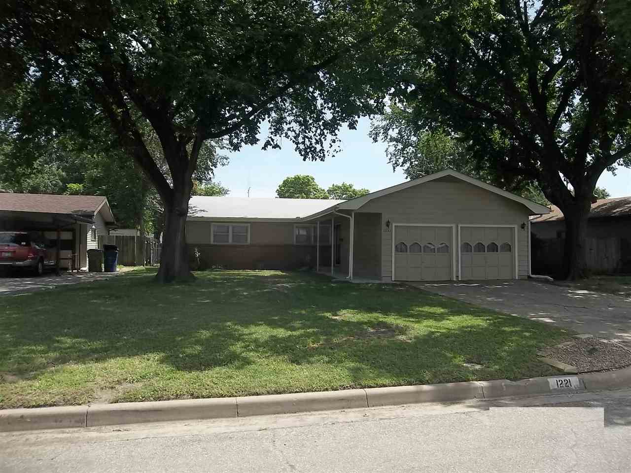 1221 West Fultz Street Wichita, KS 67217 - Photo 1 of 1