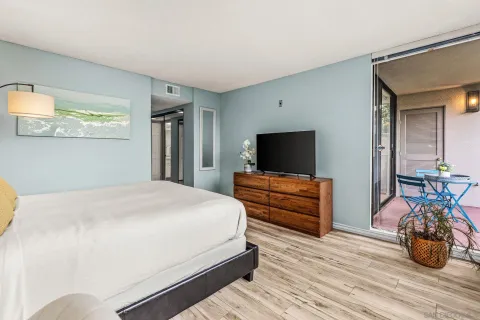 $889,000 | 3130 Avenida De Portugal, Unit 101, San Diego, CA 92106