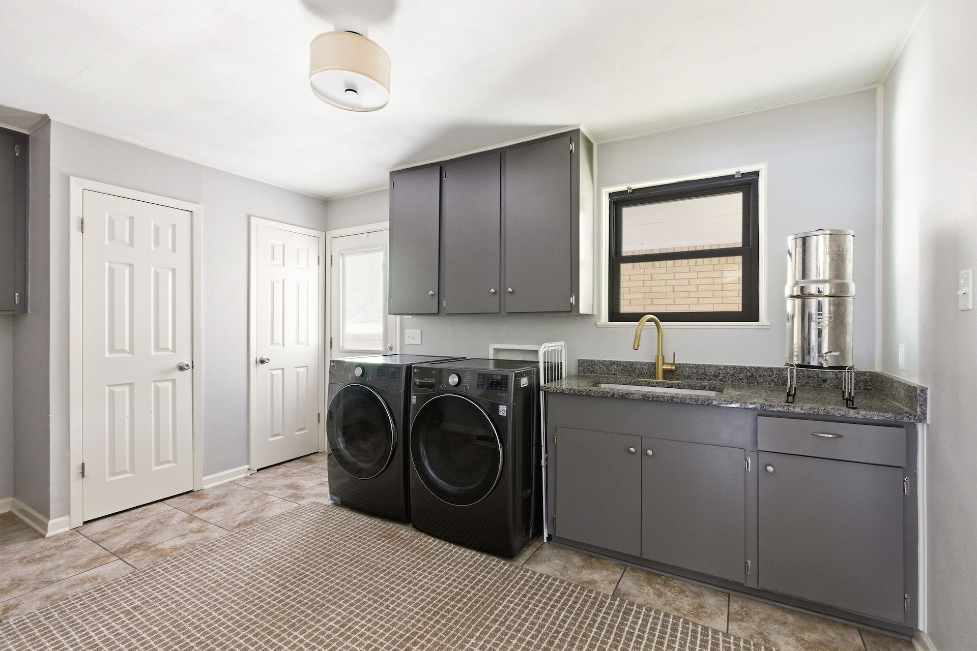 500 South Rio Grande Street Lockhart, TX 78644 - Photo 32 of 40