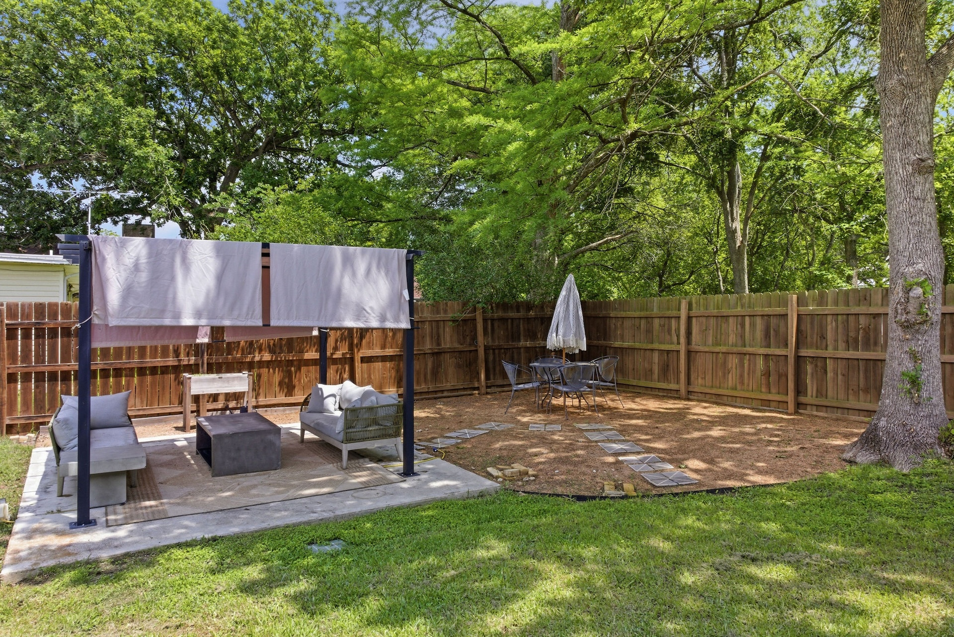 500 South Rio Grande Street Lockhart, TX 78644 - Photo 35 of 40