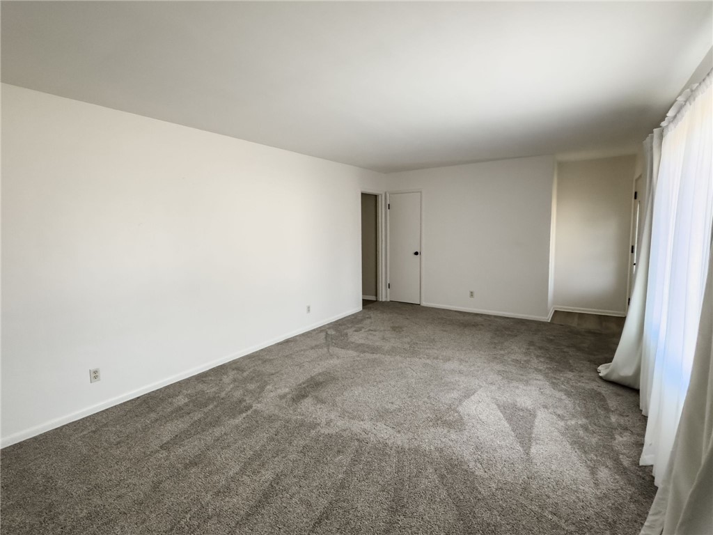 701 West Rustic Street Robinson, IL 62454 - Photo 12 of 36