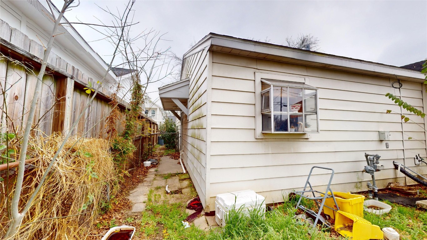 4709 Edison Street Houston, TX 77009 - Photo 20 of 25