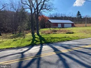 $600,000 | 18493 Amberson Road, Spring Run, PA 17262