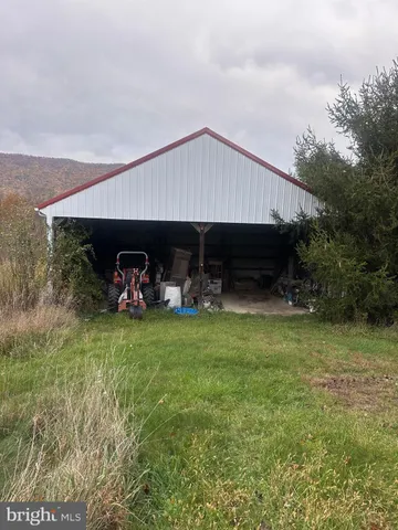 $600,000 | 18493 Amberson Road, Spring Run, PA 17262