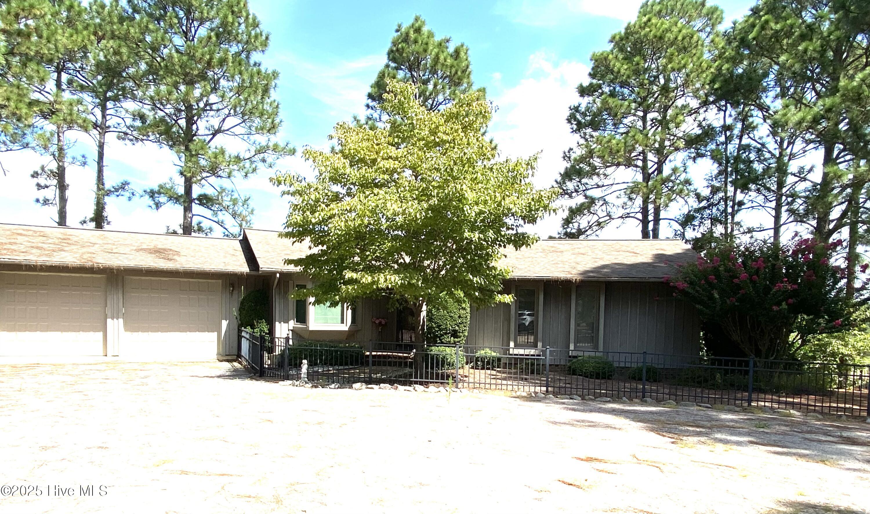 1370 Valley View Road Southern Pines, NC 28387 - Photo 35 of 37 FRONT OF HOUSE