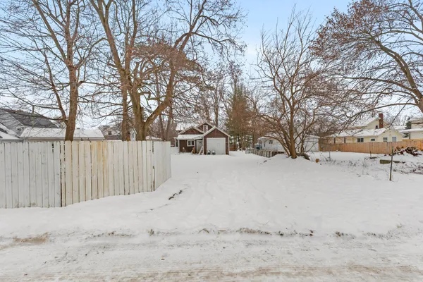 $65,000 | 76 Budlong Street, Hillsdale, MI 49242