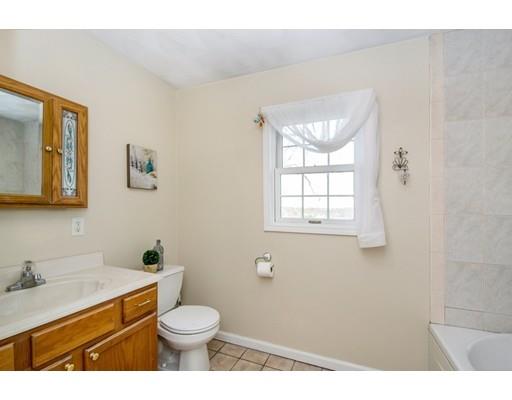 3 Richardson Road Burlington, MA 01803 - Photo 21 of 29 Gallery Image 21