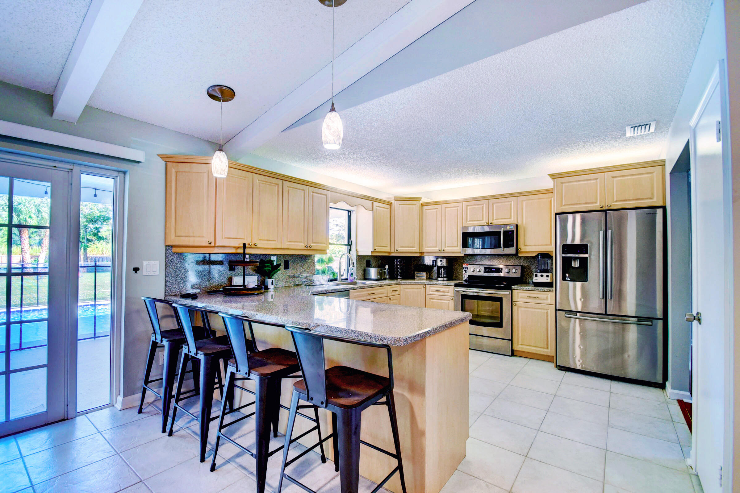 12073 Old Country Road North Wellington, FL 33414 - Photo 20 of 75 15_house (15) e