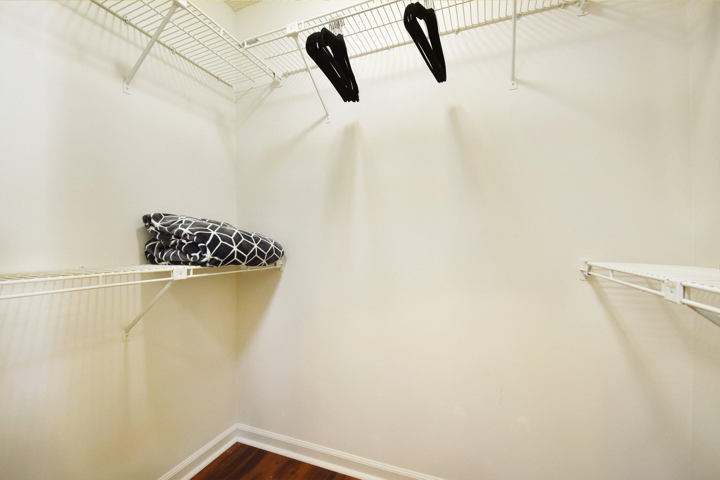 12073 Old Country Road North Wellington, FL 33414 - Photo 30 of 75 26_house (26) e