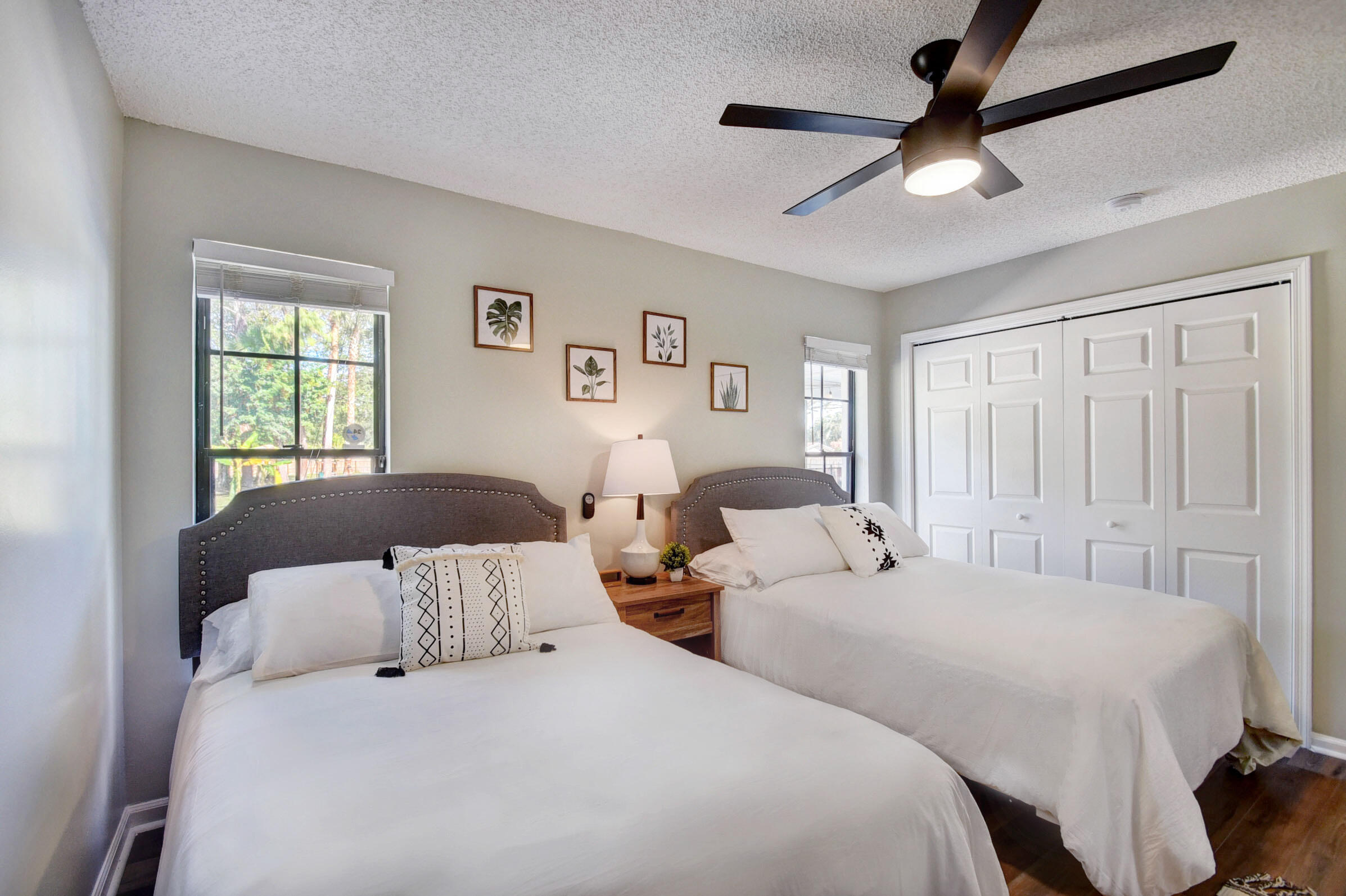 12073 Old Country Road North Wellington, FL 33414 - Photo 32 of 75 29_house (29) e