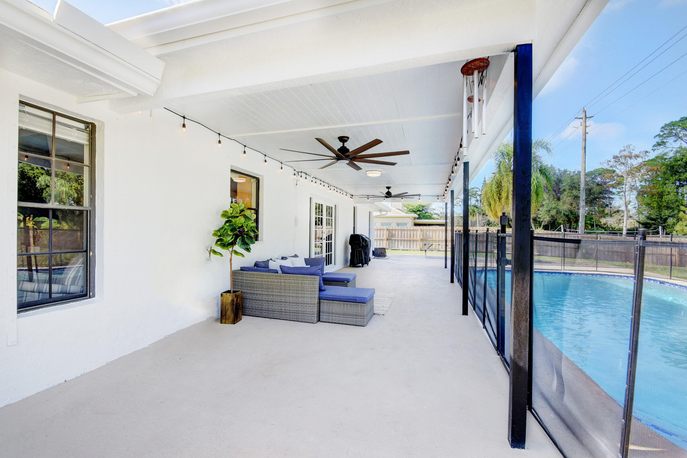 12073 Old Country Road North Wellington, FL 33414 - Photo 45 of 75 40_house (40) e