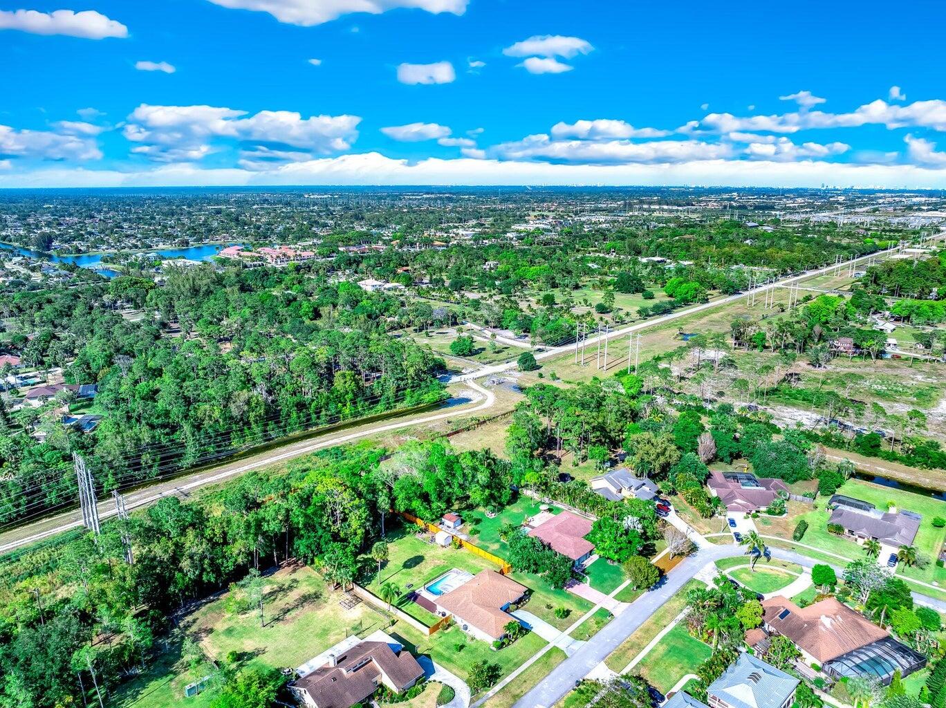 12073 Old Country Road North Wellington, FL 33414 - Photo 66 of 75 20240515011104942621000000-o