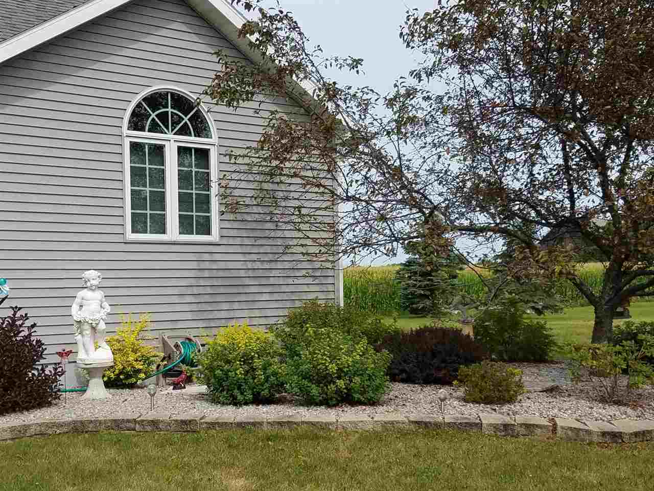 6750 South Summerton Road Shepherd, MI 48883 - Photo 3 of 22 1843091-2.JPG