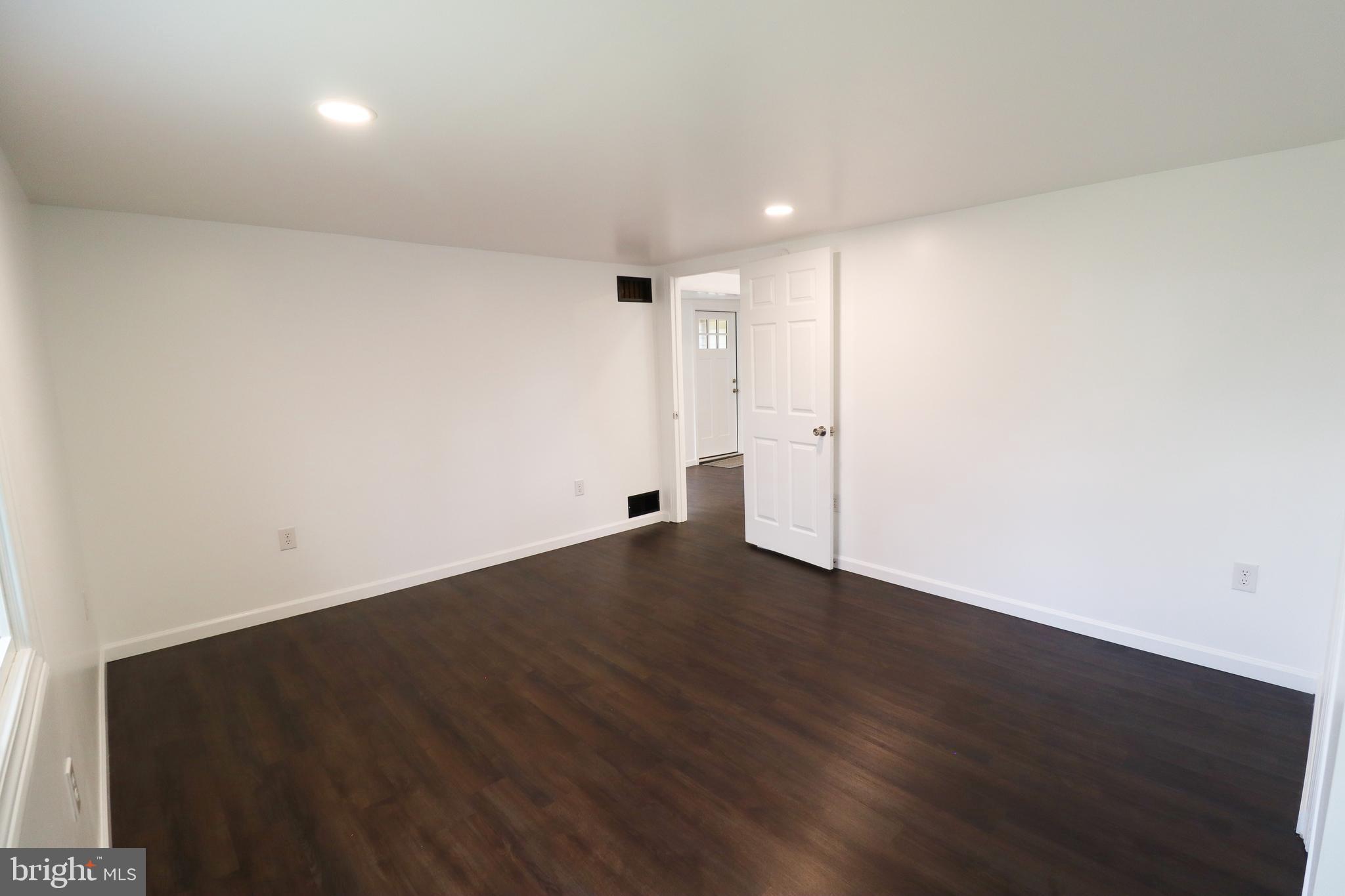 9010 Maple Grove Road Abbottstown, PA 17301 - Photo 13 of 57