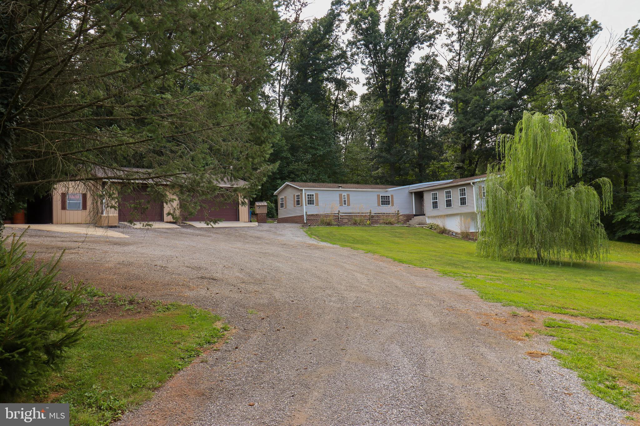 9010 Maple Grove Road Abbottstown, PA 17301 - Photo 2 of 57