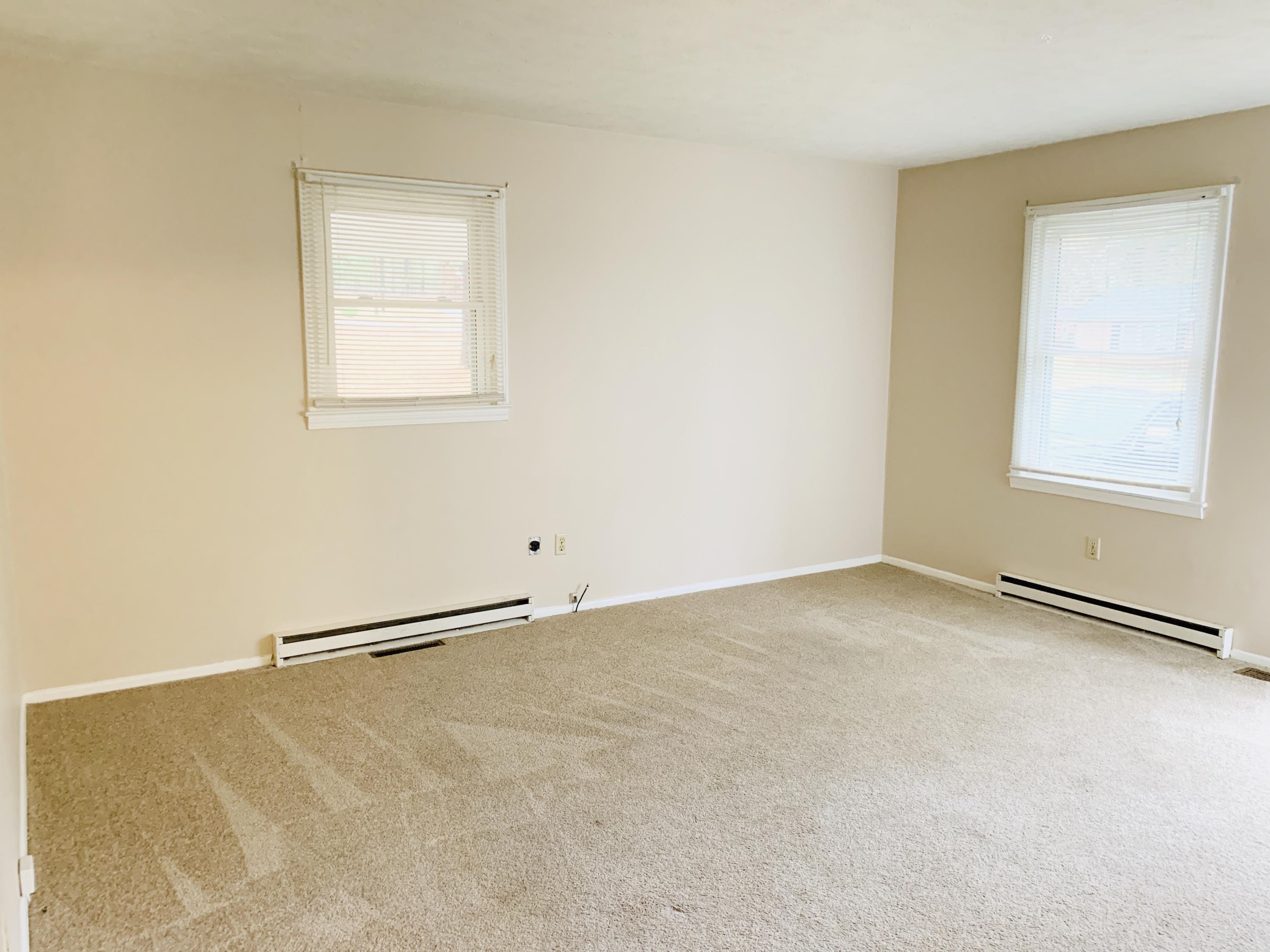 102 Sams Road Hamlet, NC 28345 - Photo 7 of 18 living