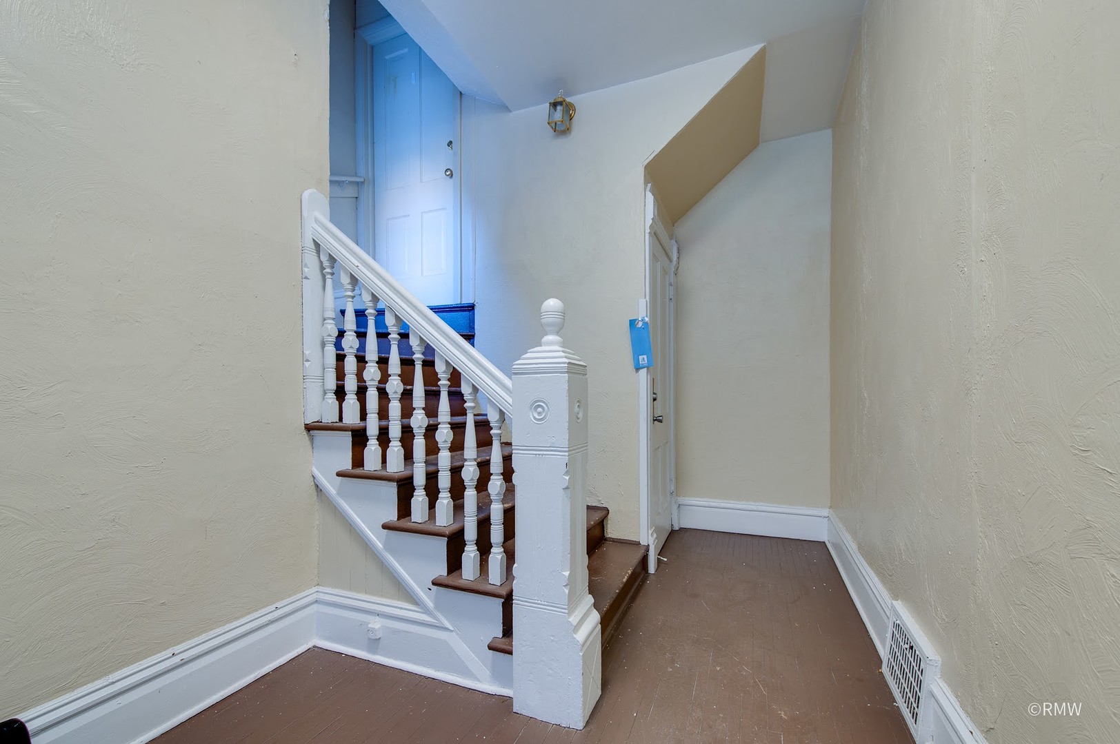 325 East Chicago Street, Unit 2 Elgin, IL 60120 - Photo 13 of 13