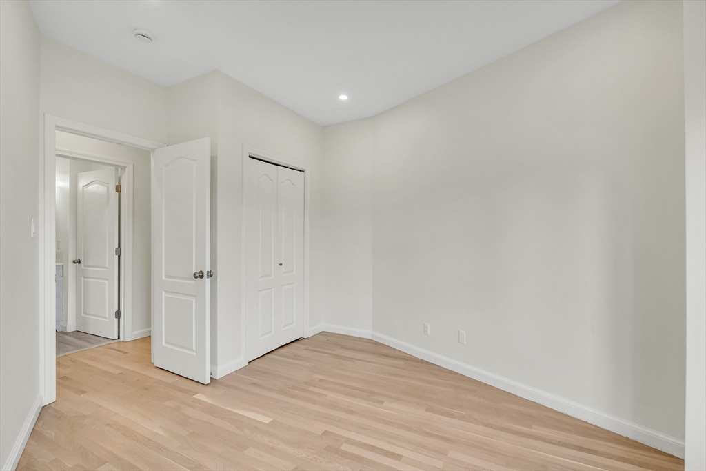 19 Wiget Street, Unit 505 Boston, MA 02113 - Photo 17 of 25