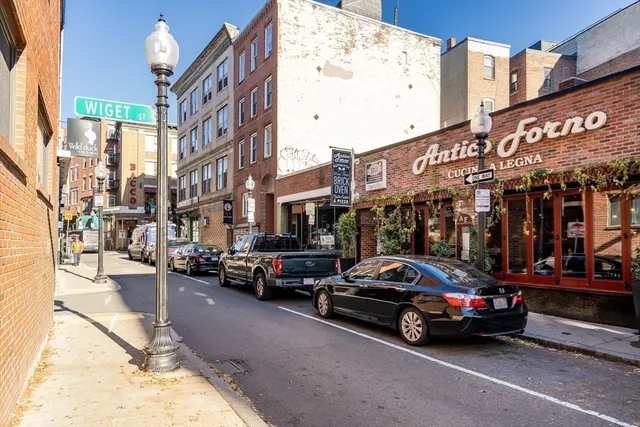 $3,875 | 19 Wiget Street, Unit 505, Boston, MA 02113