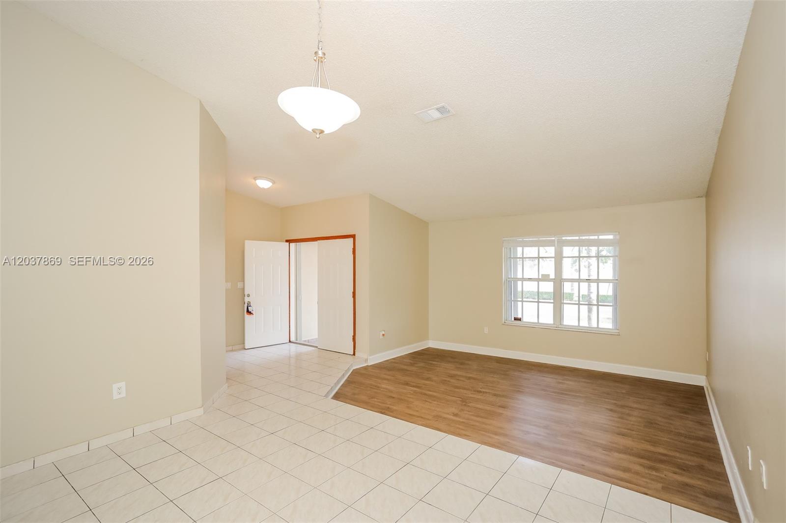 14979 Southwest 63rd Street Miami, FL 33193 - Photo 4 of 15