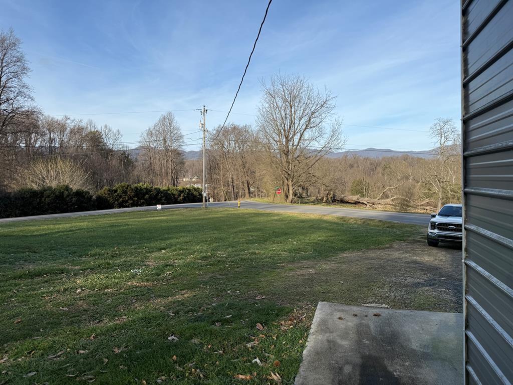 4357 Fairview Road Andrews, NC 28901 - Photo 3 of 31