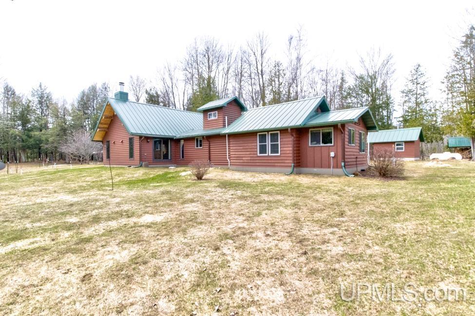 14281 Evergreen Road Rock, MI 49880 - Photo 32 of 78