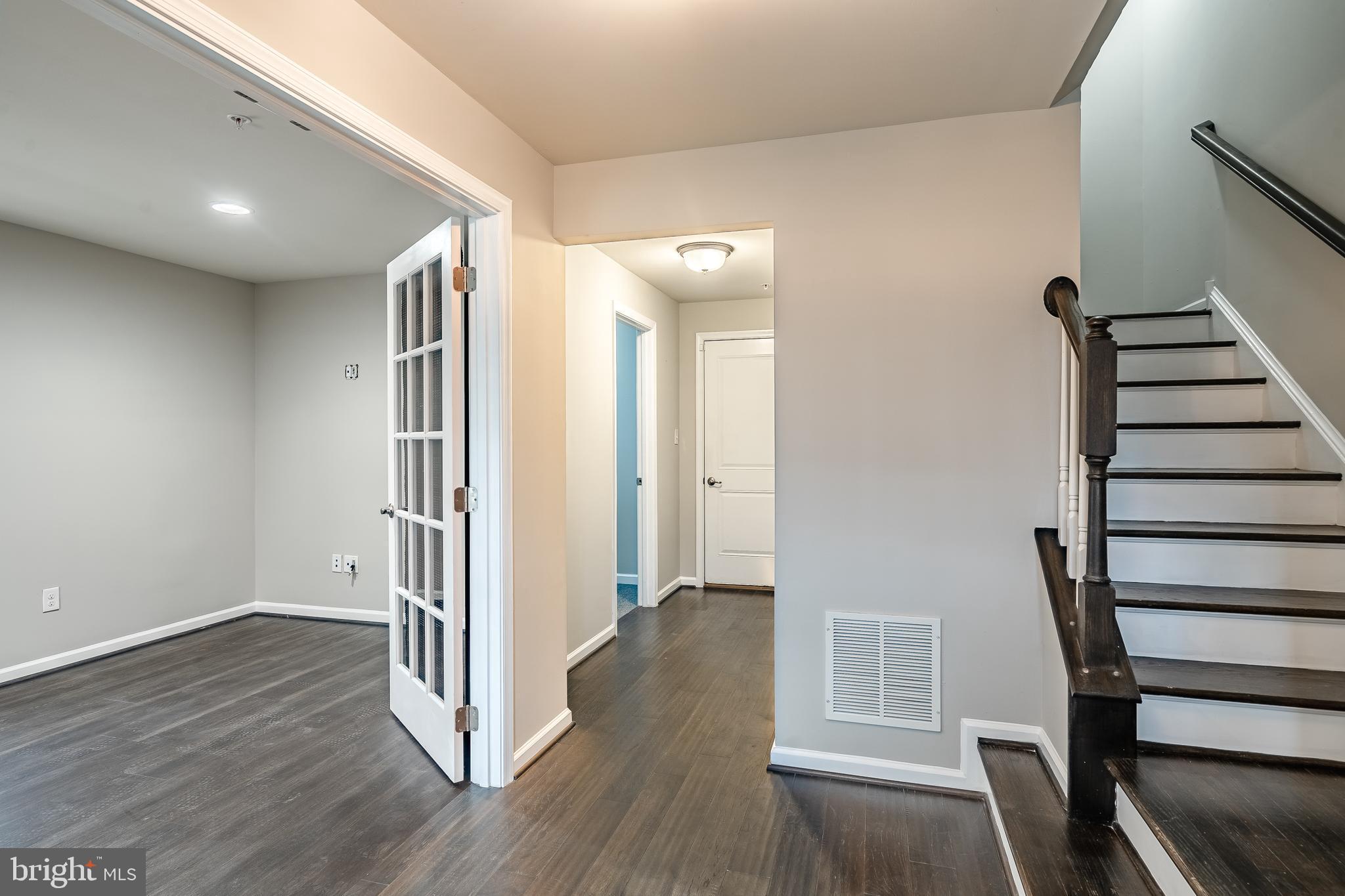 112 Patriots Path Malvern, PA 19355 - Photo 7 of 38 Foyer