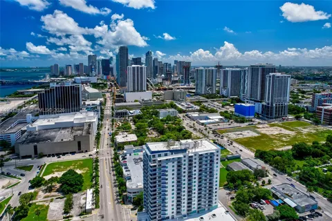 $529,999 | 1900 North Bayshore Drive, Unit 4606, Miami, FL 33132