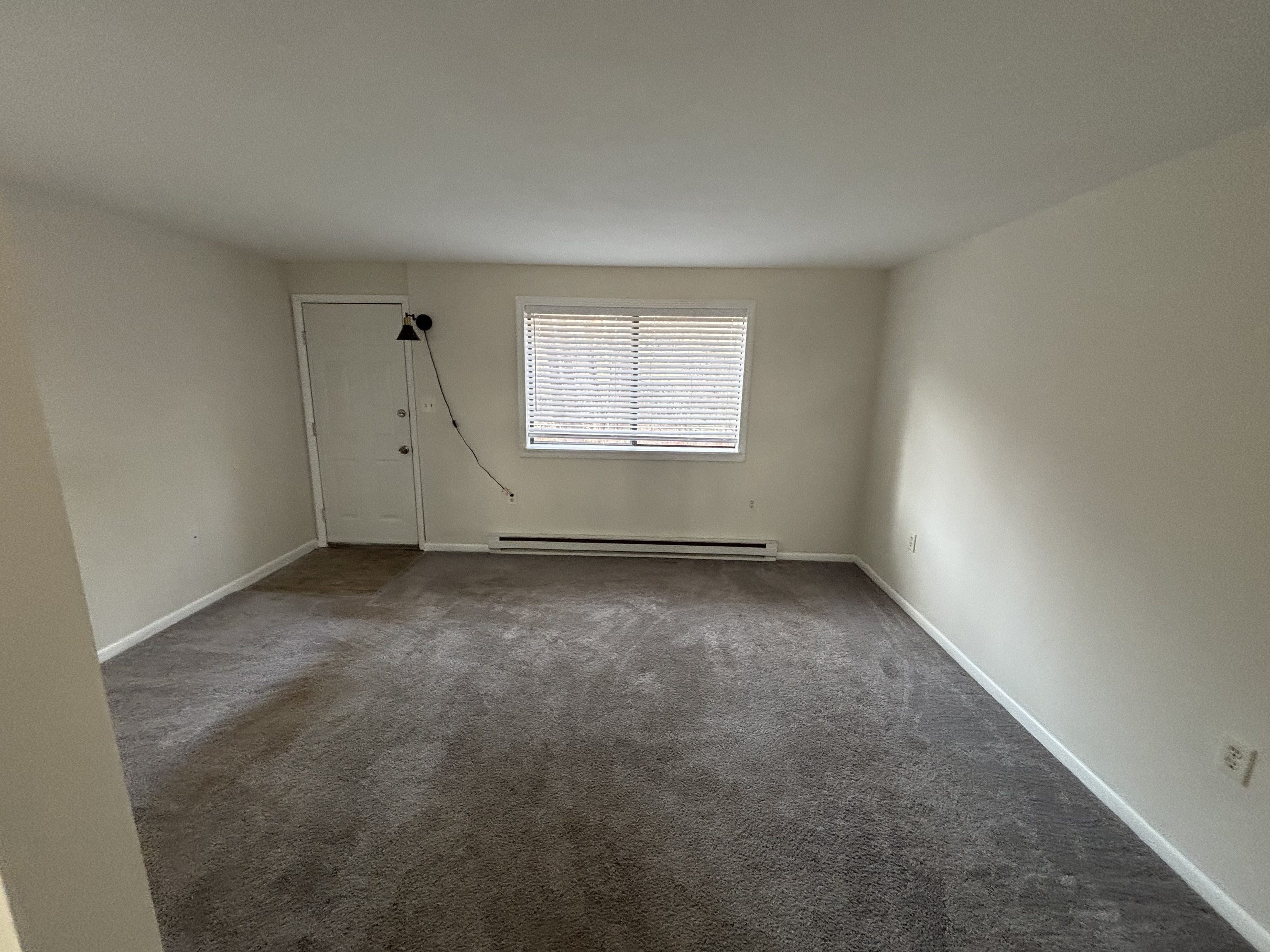 39 Horton Hill Road, Unit 9B Naugatuck, CT 06770 - Photo 3 of 10 an empty room with a window