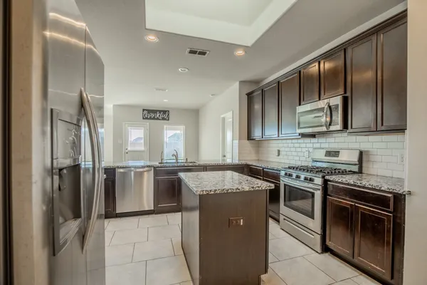 $2,300 | 1407 Wheatland Terrace Lane, Missouri City, TX 77459