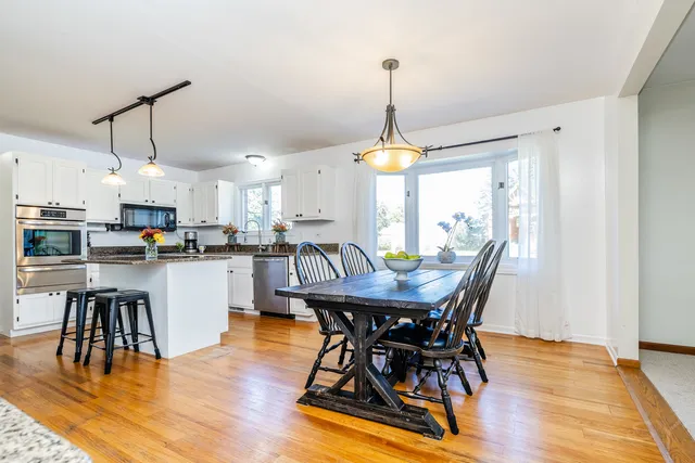 $499,999 | 481 Pleasant Hill Road, Frankfort, IL 60423