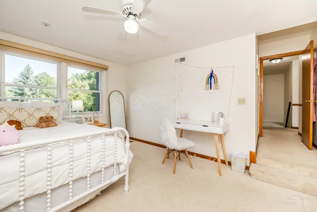 $499,999 | 481 Pleasant Hill Road, Frankfort, IL 60423