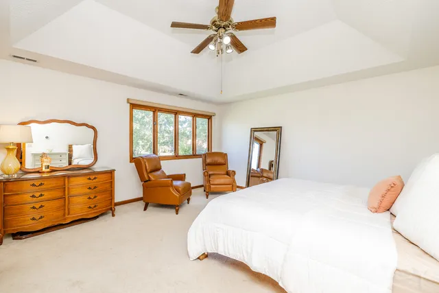 $499,999 | 481 Pleasant Hill Road, Frankfort, IL 60423