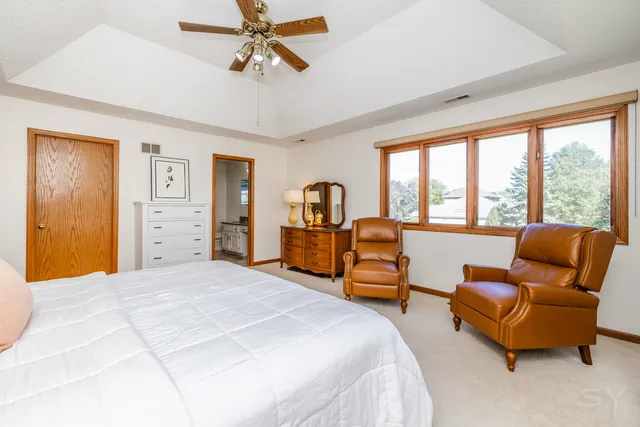 $499,999 | 481 Pleasant Hill Road, Frankfort, IL 60423