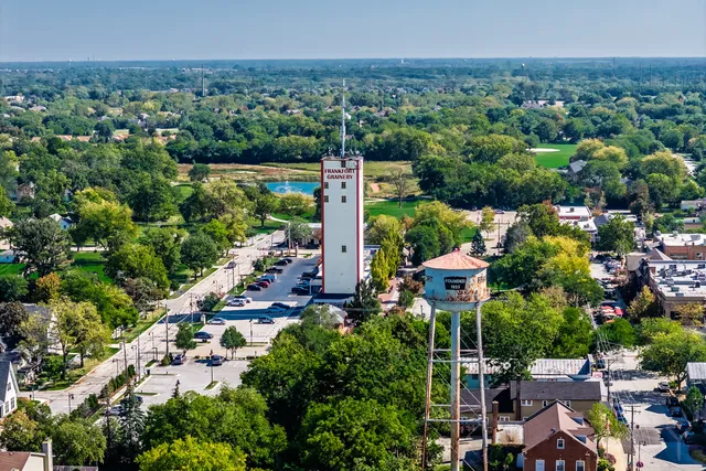 $499,999 | 481 Pleasant Hill Road, Frankfort, IL 60423