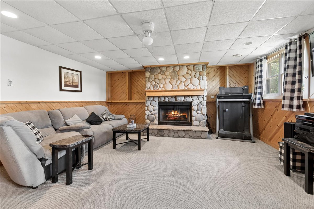 25160 West Monaville Road Lake Villa, IL 60046 - Photo 15 of 34
