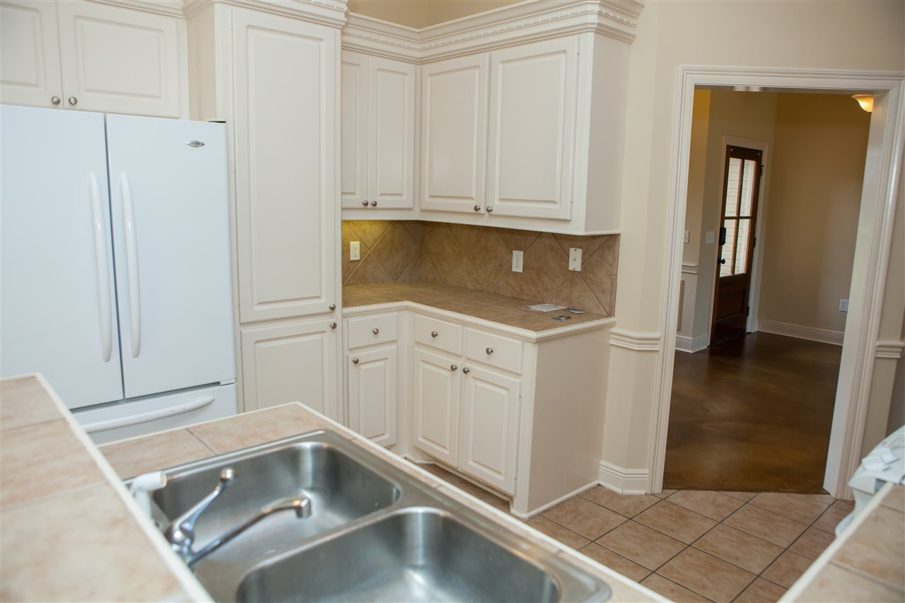 313 Kings Ridge Circle Brandon, MS 39047 - Photo 10 of 46 Photo 10