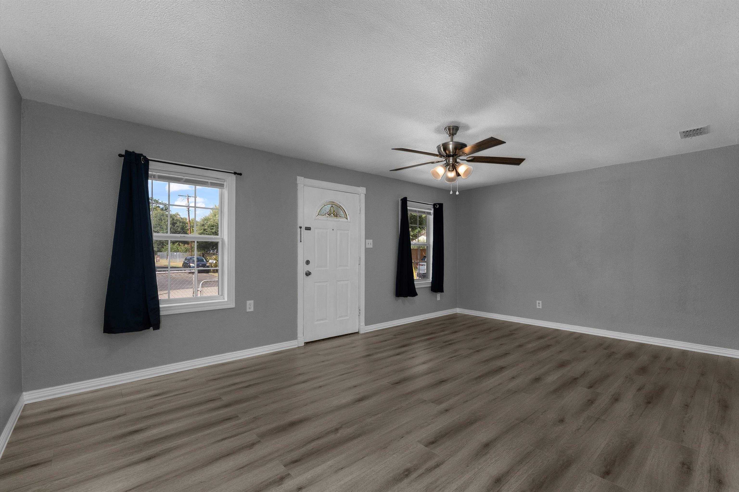 716 Ridgelea Avenue Longview, TX 75602 - Photo 8 of 20 Gallery Image 8