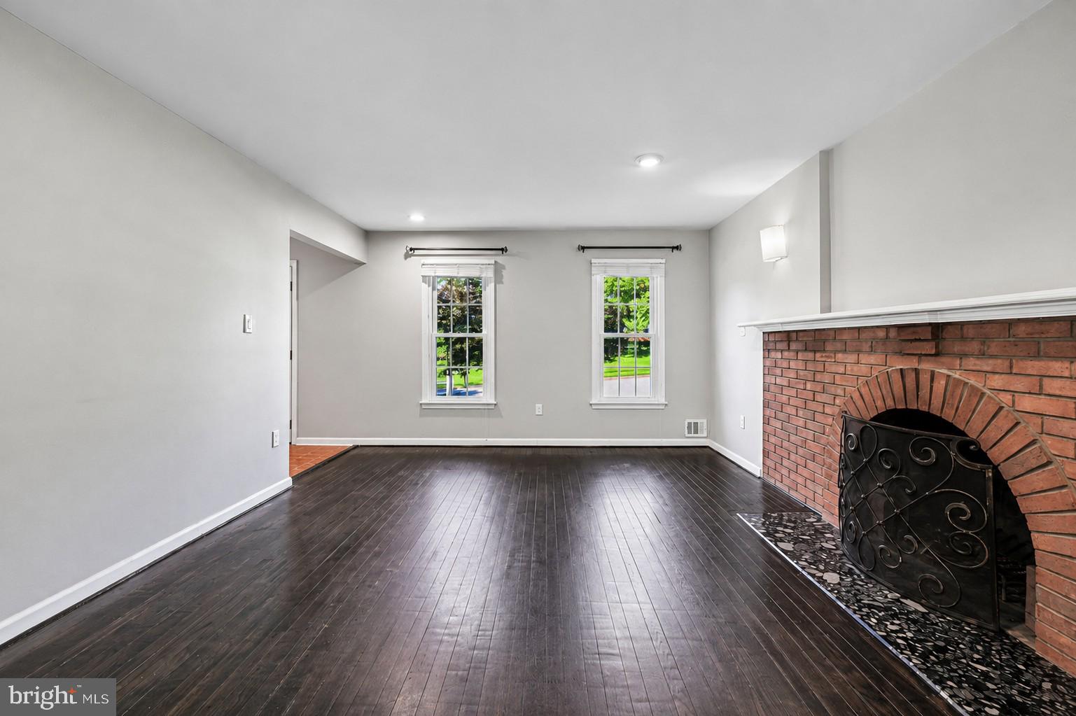 8002 Log Cabin Court Springfield, VA 22153 - Photo 19 of 63 Family Room