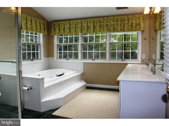 270 Lawrence Lane Wayne, PA 19087 - Photo 19 of 25 Bathroom