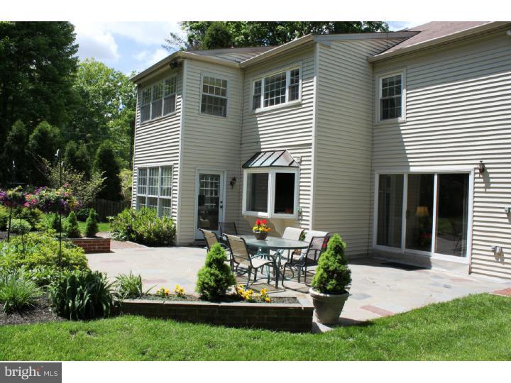 270 Lawrence Lane Wayne, PA 19087 - Photo 3 of 25 Exterior Back