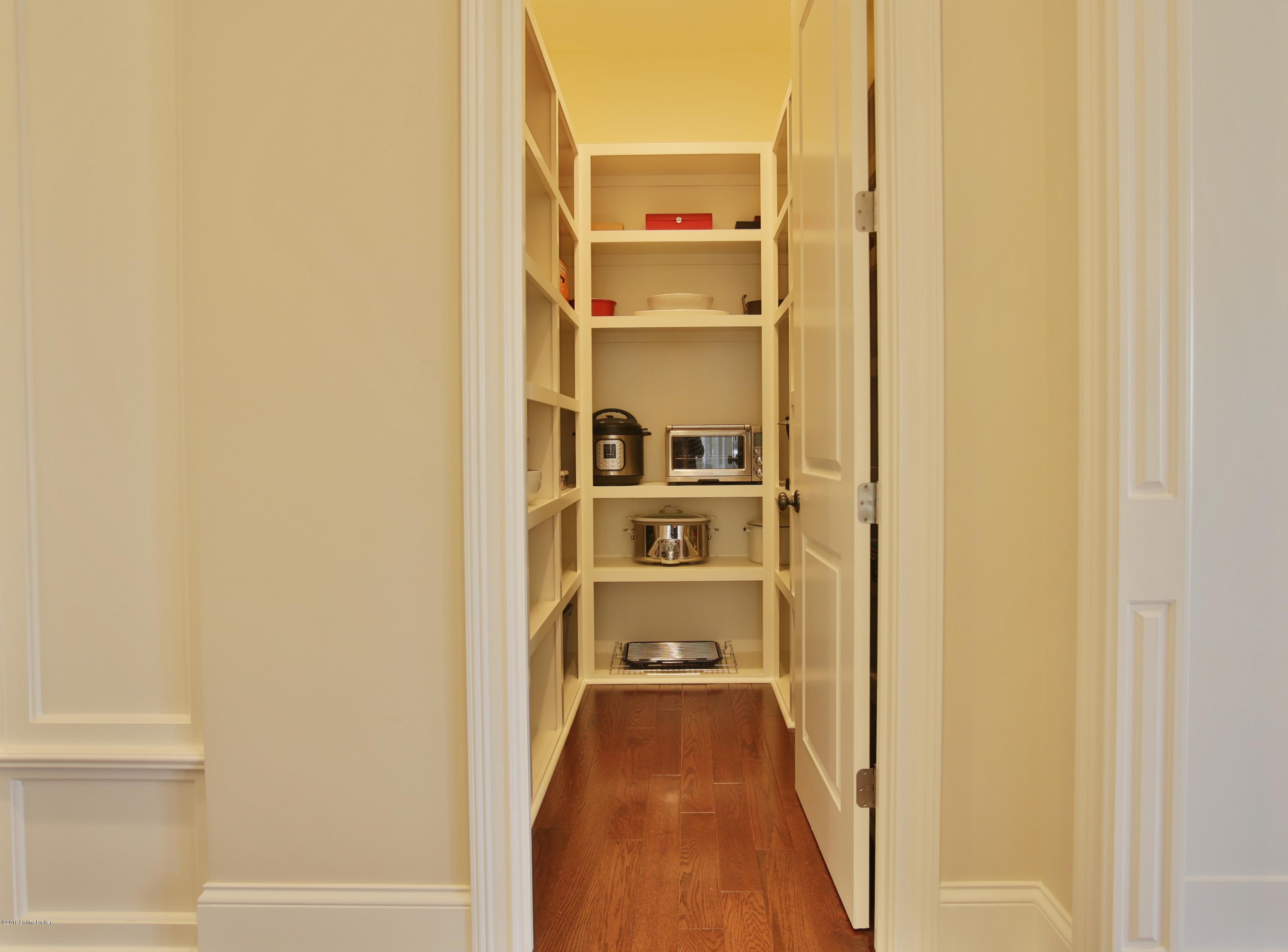 6714 Regal Road Louisville, KY 40222 - Photo 19 of 49 Pantry