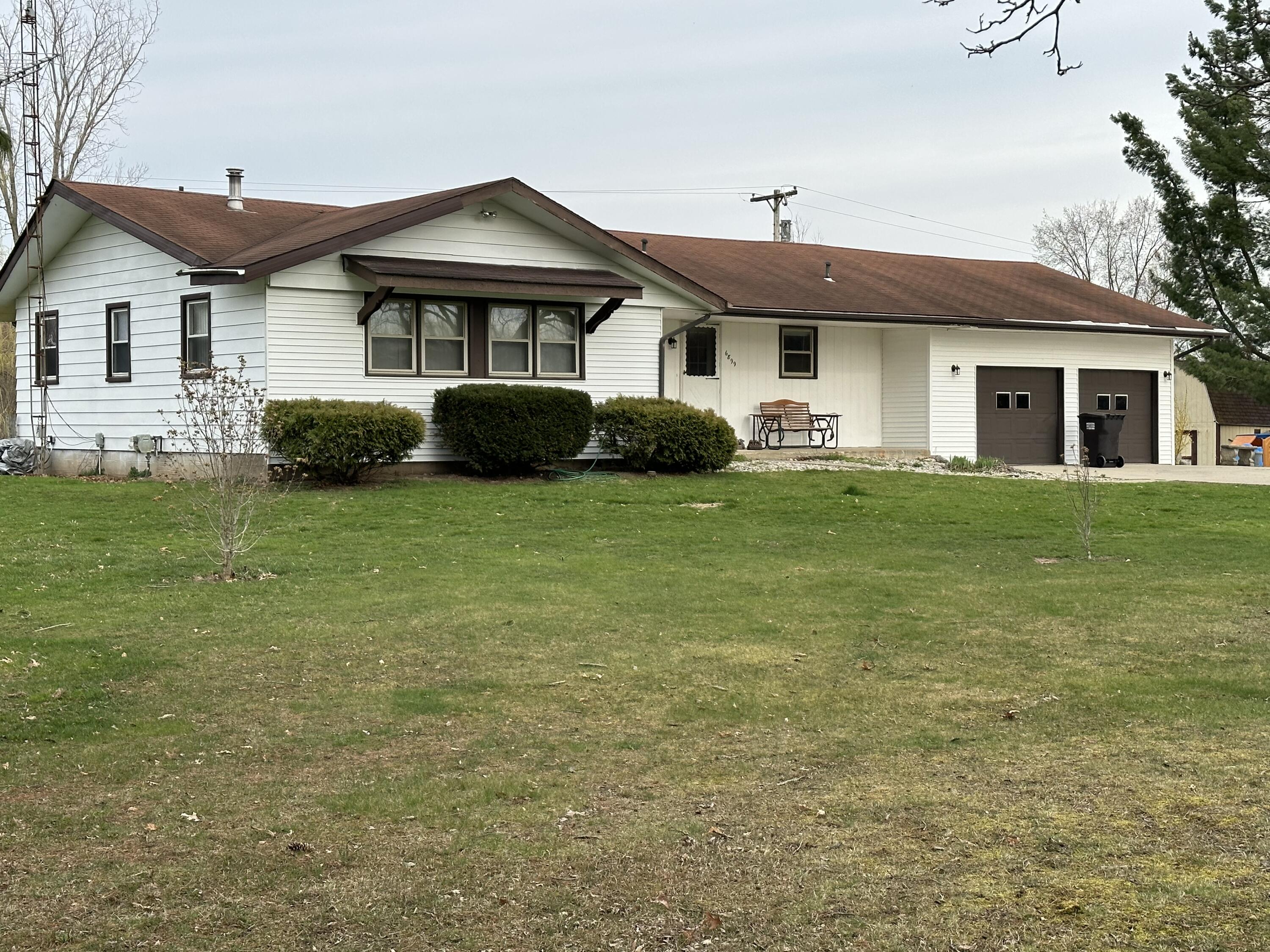 6899 Bennett Road Jackson, MI 49201 - Photo 1 of 43 3B2F146B-A4F6-4F60-90CA-9CFB81F0B115