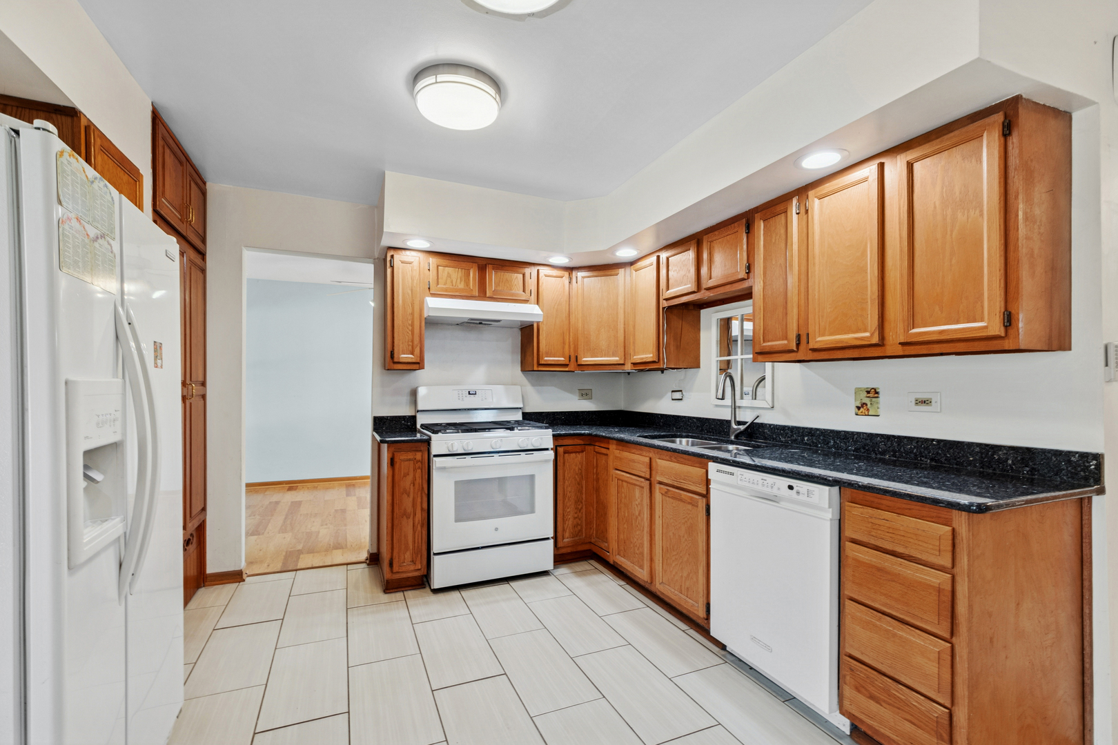 3900 West 155th Street Markham, IL 60428 - Photo 6 of 24