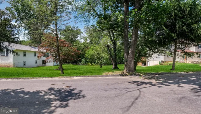 $125,000 | 1813 Manor Avenue, Marcus Hook, PA 19061