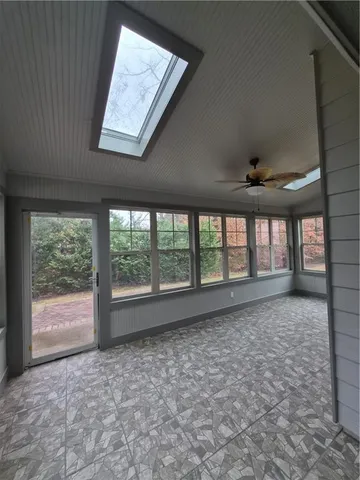 $579,000 | 289 Somerset Rose Lane, Sugar Hill, GA 30518