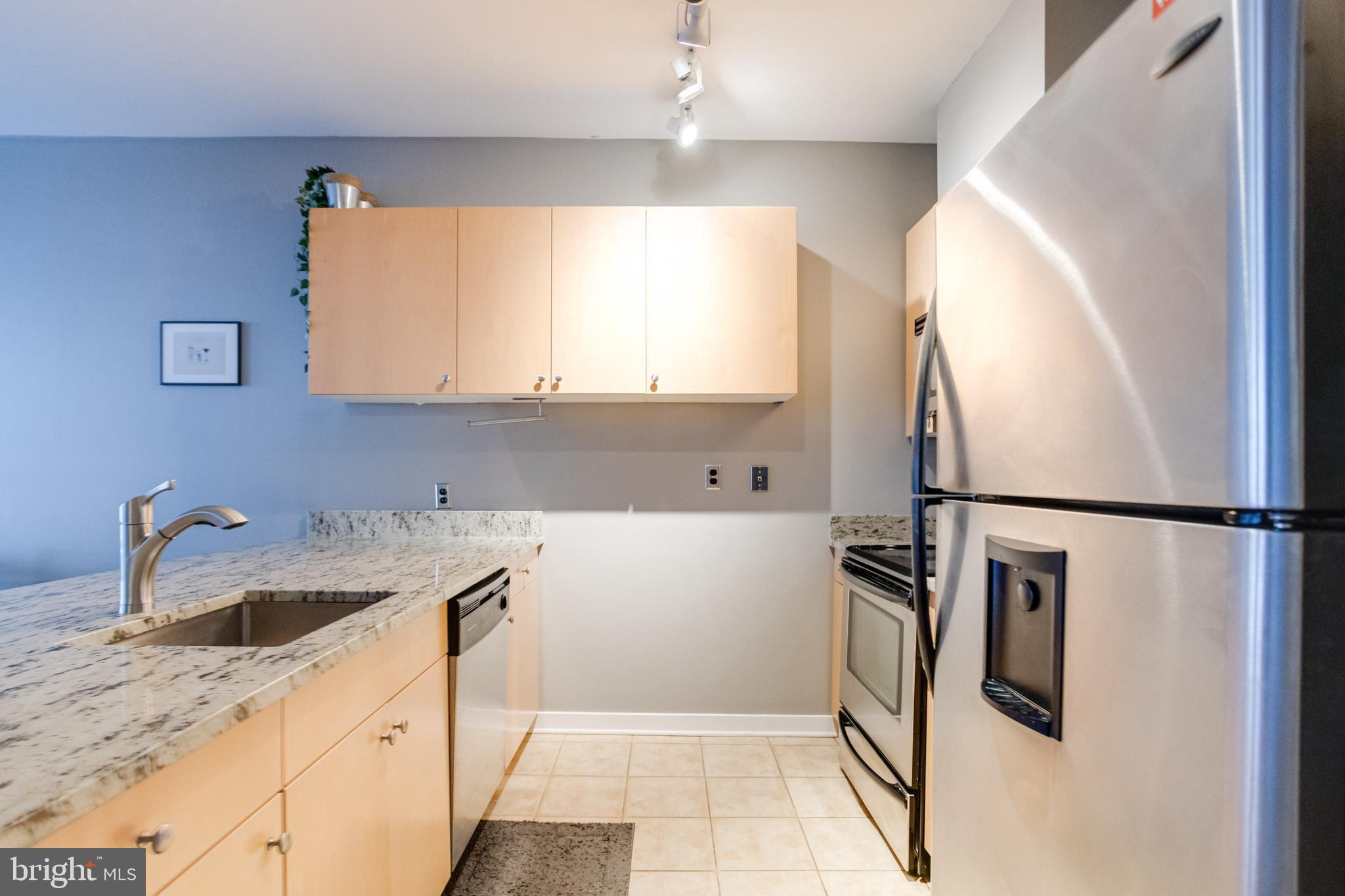 2007 Clipper Park Road, Unit 212 Baltimore, MD 21211 - Photo 7 of 45