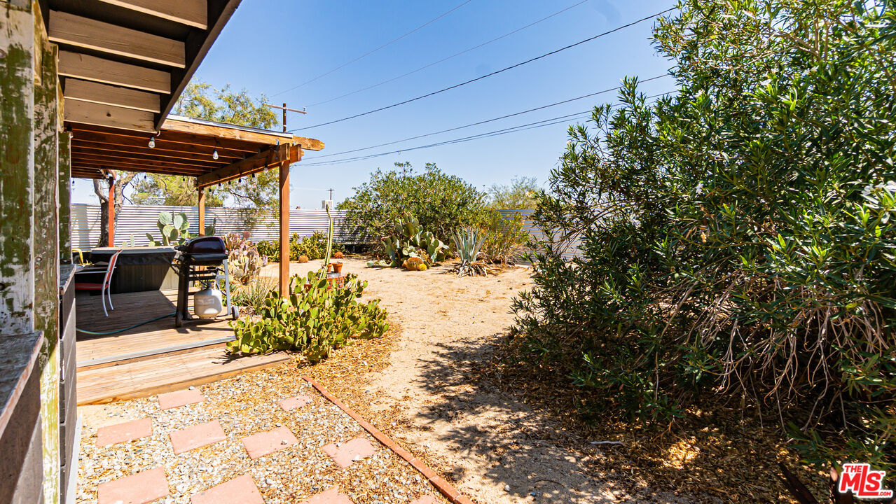 62033 Bonair Road Joshua Tree, CA 92252 - Photo 28 of 53 a view of a patio