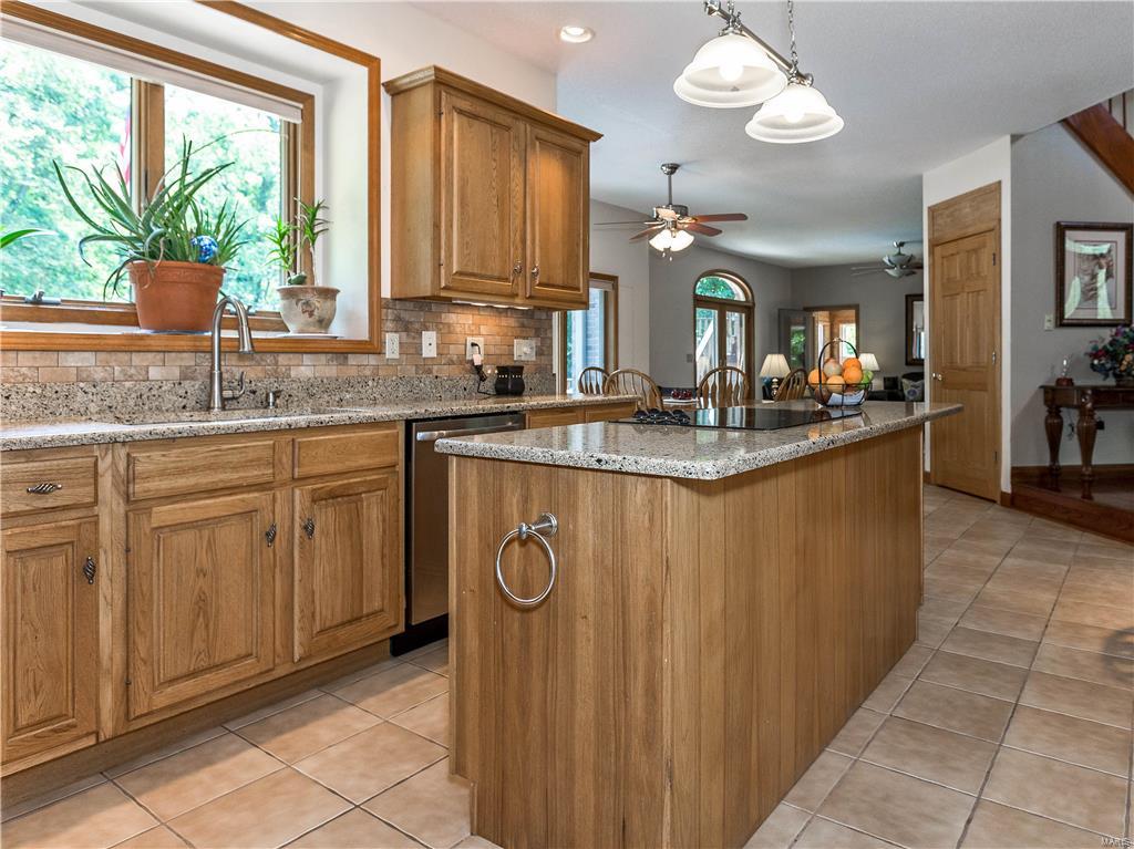 1712 North Bluff Road Collinsville, IL 62234 - Photo 13 of 54 Gallery Image 13